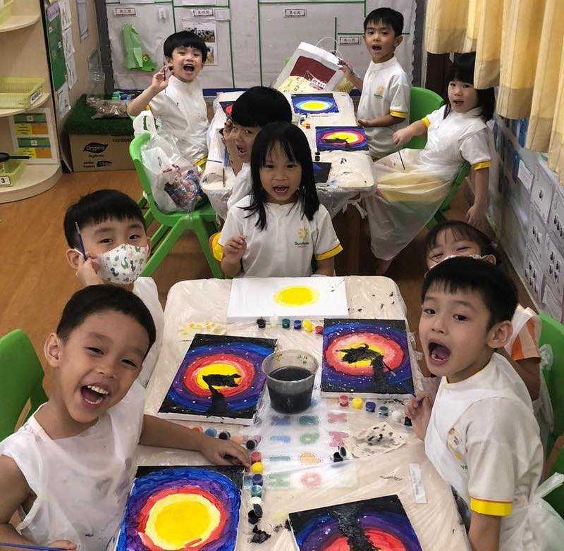 Holiday Art Program for preschools 6